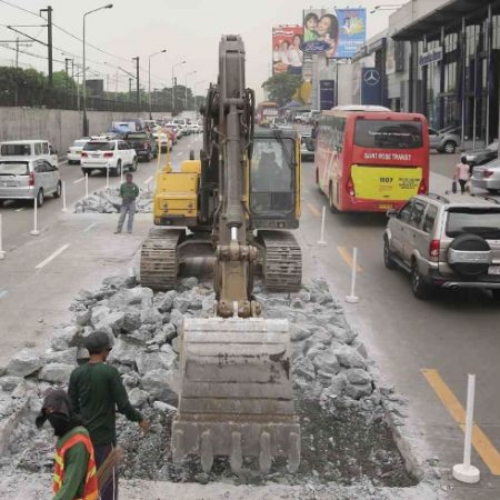 今日起至明年年初 首都区将禁止非必要道路工程